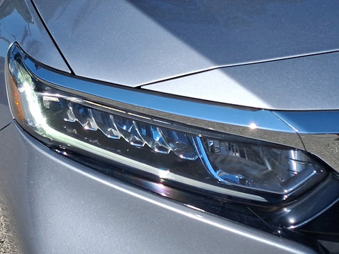 Used 2020 Honda Accord Hybrid Sedan image 9