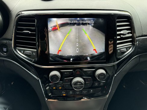 Used 2020 Jeep Grand Cherokee Overland image 9
