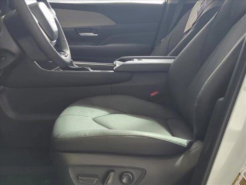 New 2026 Toyota Grand Highlander Limited image 16