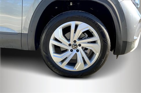 Used 2023 Volkswagen Atlas SE image 8