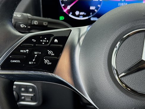 Used 2025 Mercedes-Benz GLA 250 image 13