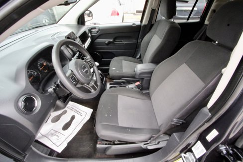 Used 2014 Jeep Compass Sport image 14