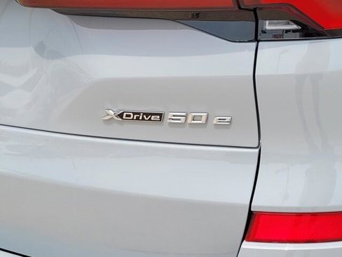 New 2026 BMW X5 xDrive50e w/ M Sport Package image 11