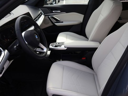 New 2026 BMW X1 xDrive28i w/ Convenience Package image 45