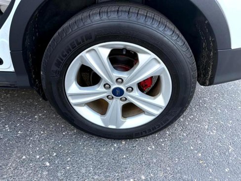 Used 2016 Ford Escape SE w/ Equipment Group 201A image 31