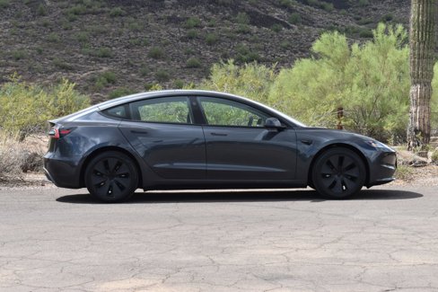 Used 2025 Tesla Model 3 Long Range image 8