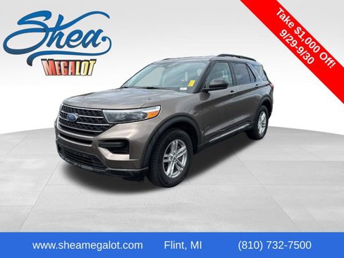 Used 2021 Ford Explorer XLT image 1