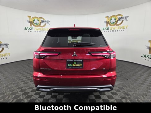 New 2025 Mitsubishi Outlander SE image 6