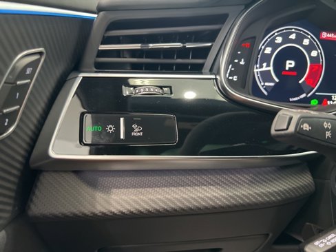 New 2025 Audi RS Q8 performance image 28