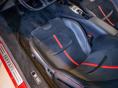 Used 2021 Ferrari SF90 Stradale image 12