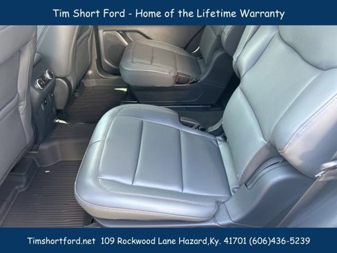 New 2025 Ford Explorer Active image 11