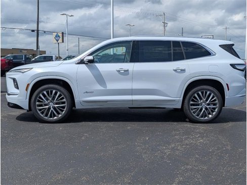 New 2026 Buick Enclave Avenir image 4