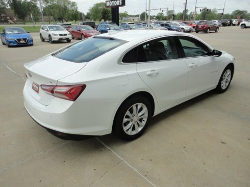 Used 2022 Chevrolet Malibu LT image 14