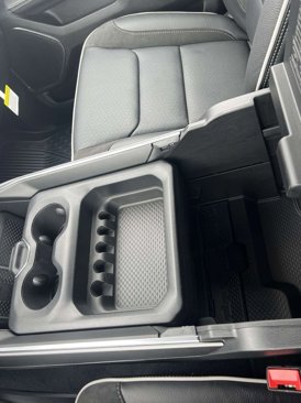 New 2025 RAM 1500 Laramie image 14