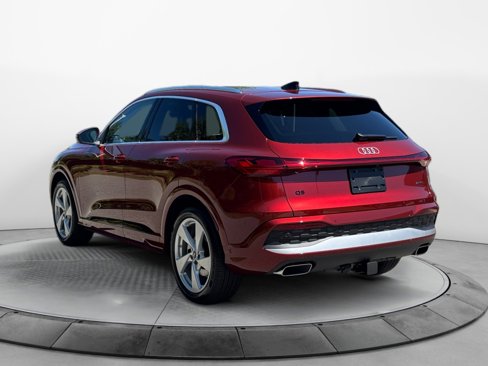New 2025 Audi Q5 Prestige image 5
