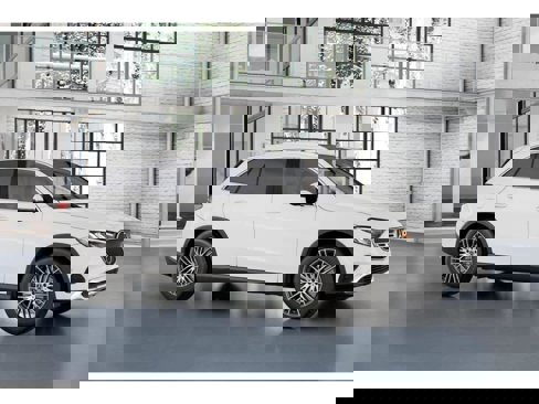 New 2025 Mercedes-Benz GLC 300 image 12