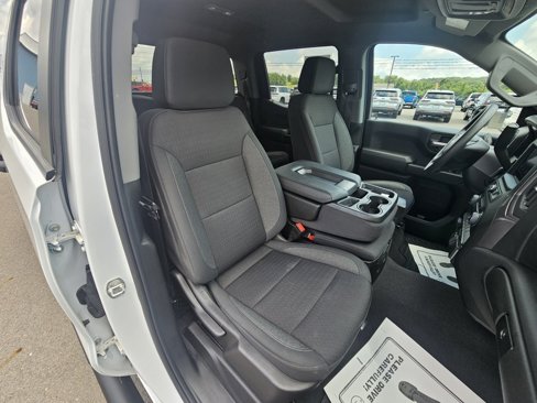 Used 2024 Chevrolet Silverado 1500 Custom w/ Turbomax Blackout Package image 26