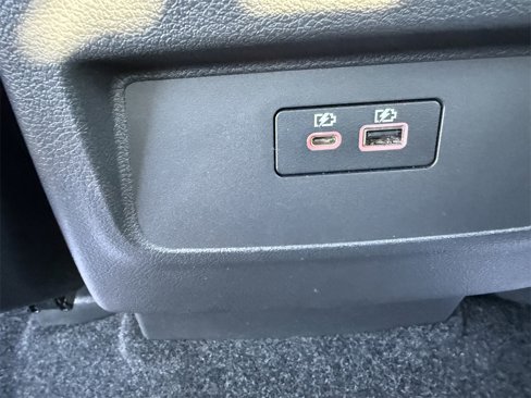 Used 2022 Nissan Frontier SV w/ Technology Package image 35