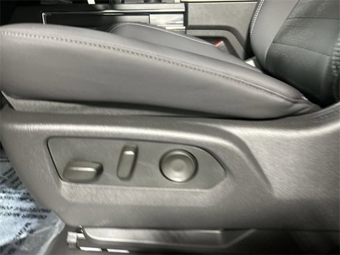 New 2026 GMC Hummer EV SUV image 14