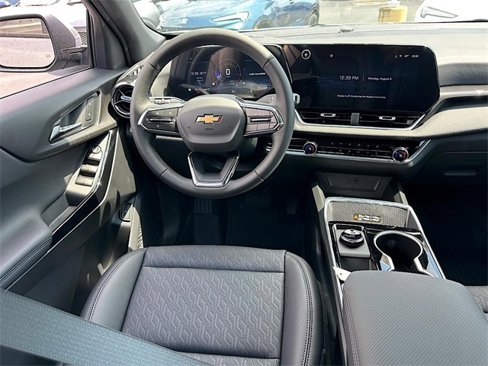 New 2026 Chevrolet Equinox LT w/ Convenience Package II image 16