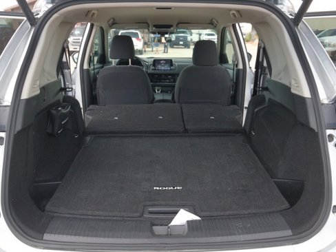 Used 2024 Nissan Rogue SV image 27