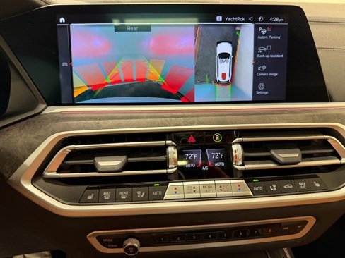 Used 2022 BMW X7 xDrive40i w/ Premium Package image 10
