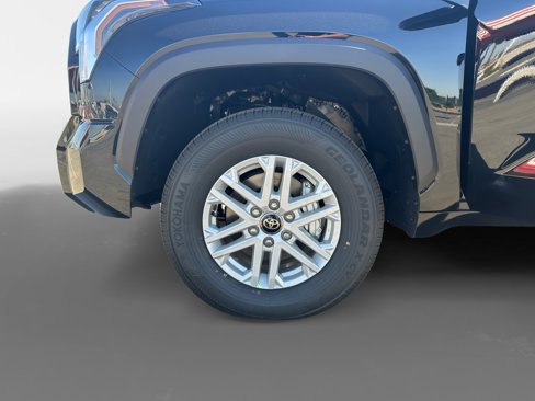 New 2026 Toyota Tundra SR5 image 6