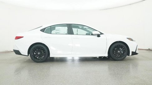 New 2026 Toyota Camry SE image 27