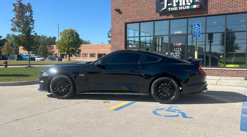 Used 2021 Ford Mustang GT Premium w/ GT Performance Package image 10