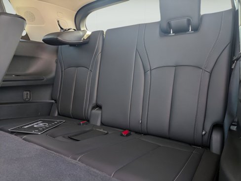 Used 2025 INFINITI QX60 Luxe w/ Cargo Package image 14