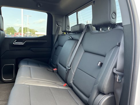 New 2025 GMC Sierra 1500 SLT image 12