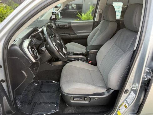 Used 2022 Toyota Tacoma SR5 image 13