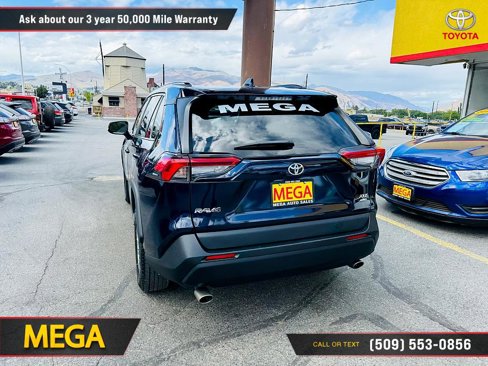 Used 2021 Toyota RAV4 XLE image 18