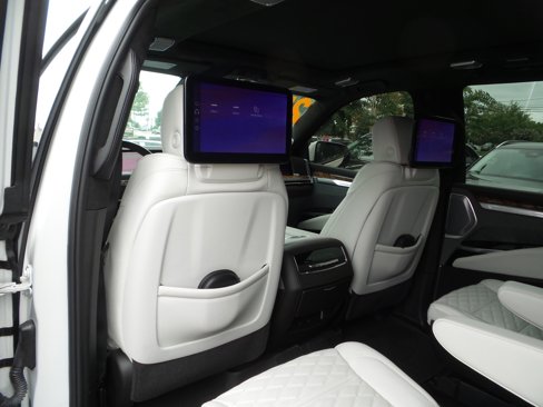 Used 2025 Cadillac Escalade Sport Platinum image 52