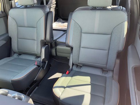 New 2026 GMC Acadia AT4 w/ Super Cruise Package image 21