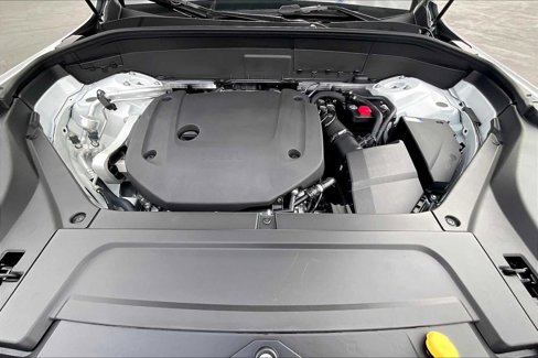 New 2026 Volvo XC90 B6 Plus w/ Protection Package Premier image 13