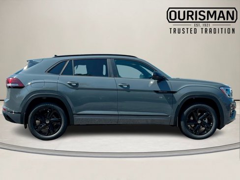 New 2025 Volkswagen Atlas Cross Sport SEL R-Line image 2