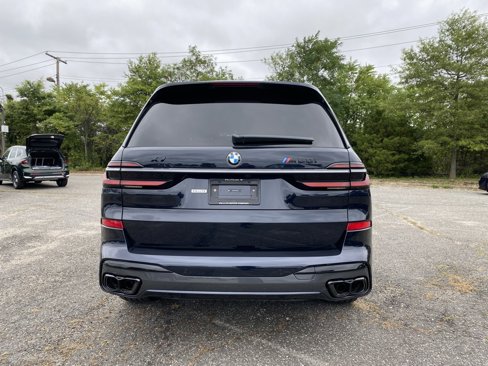 New 2026 BMW X7 M60i w/ Climate Comfort Package image 4
