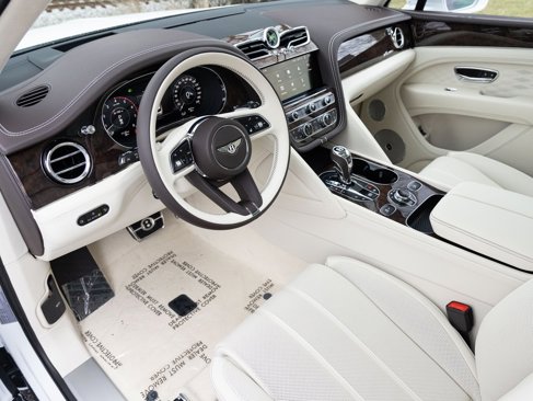 New 2025 Bentley Bentayga image 24