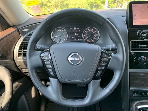 Used 2024 Nissan Armada Platinum w/ Captain's Chairs Package image 10