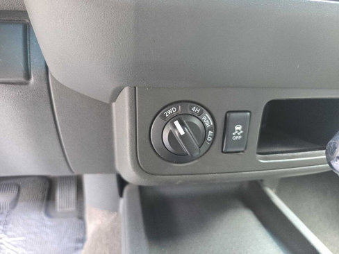 Used 2013 Nissan Xterra S w/ Value Package image 13