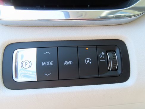 Certified 2024 GMC Acadia Denali w/ Super Cruise Package image 31