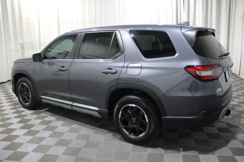 Used 2025 Honda Pilot EX-L image 38