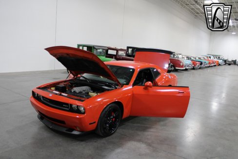 Used 2009 Dodge Challenger SRT8 image 6