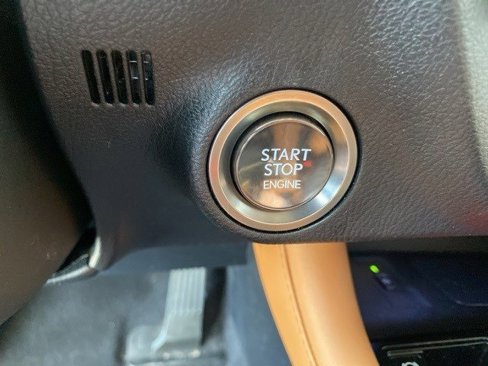 Used 2022 Lexus RX 350L FWD w/ Premium Package image 28