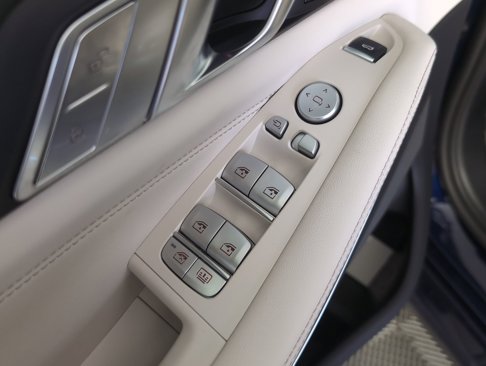 New 2026 BMW X7 xDrive40i w/ Executive Package image 22