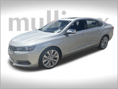 Used 2018 Chevrolet Impala Premier w/ Premier Confidence Package image 17