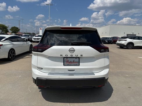 New 2026 Nissan Rogue SV image 6