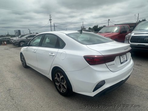 Used 2023 Kia Forte LXS image 5
