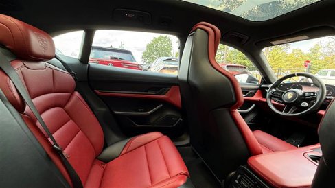 Used 2023 Porsche Taycan 4S image 24